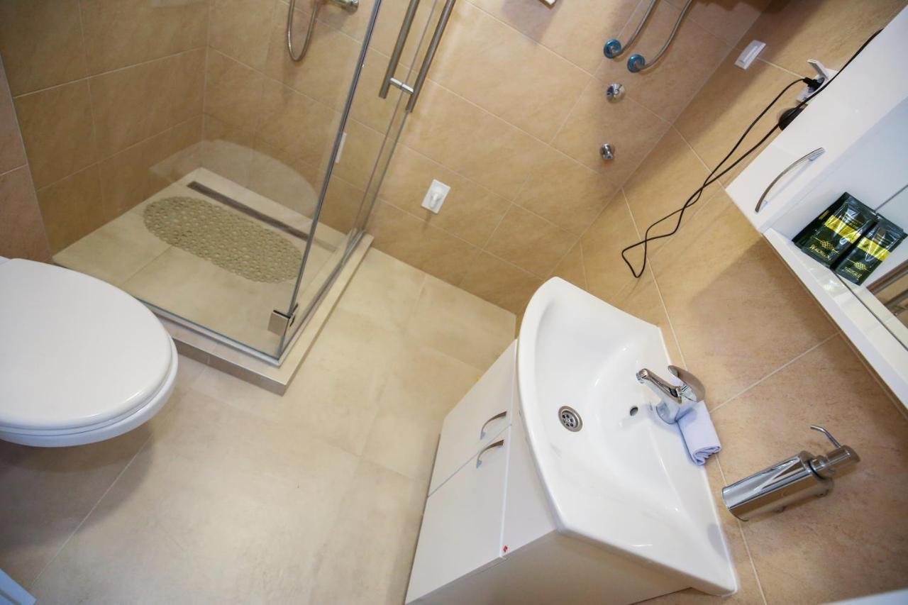 Manirosi 3 Apartman ซูโบติกา ภายนอก รูปภาพ