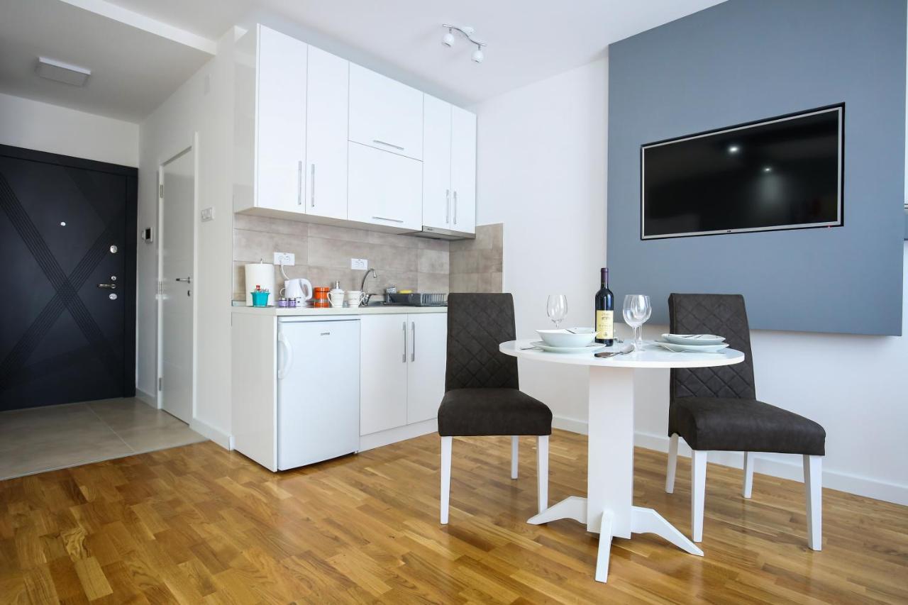 Manirosi 3 Apartman ซูโบติกา ภายนอก รูปภาพ