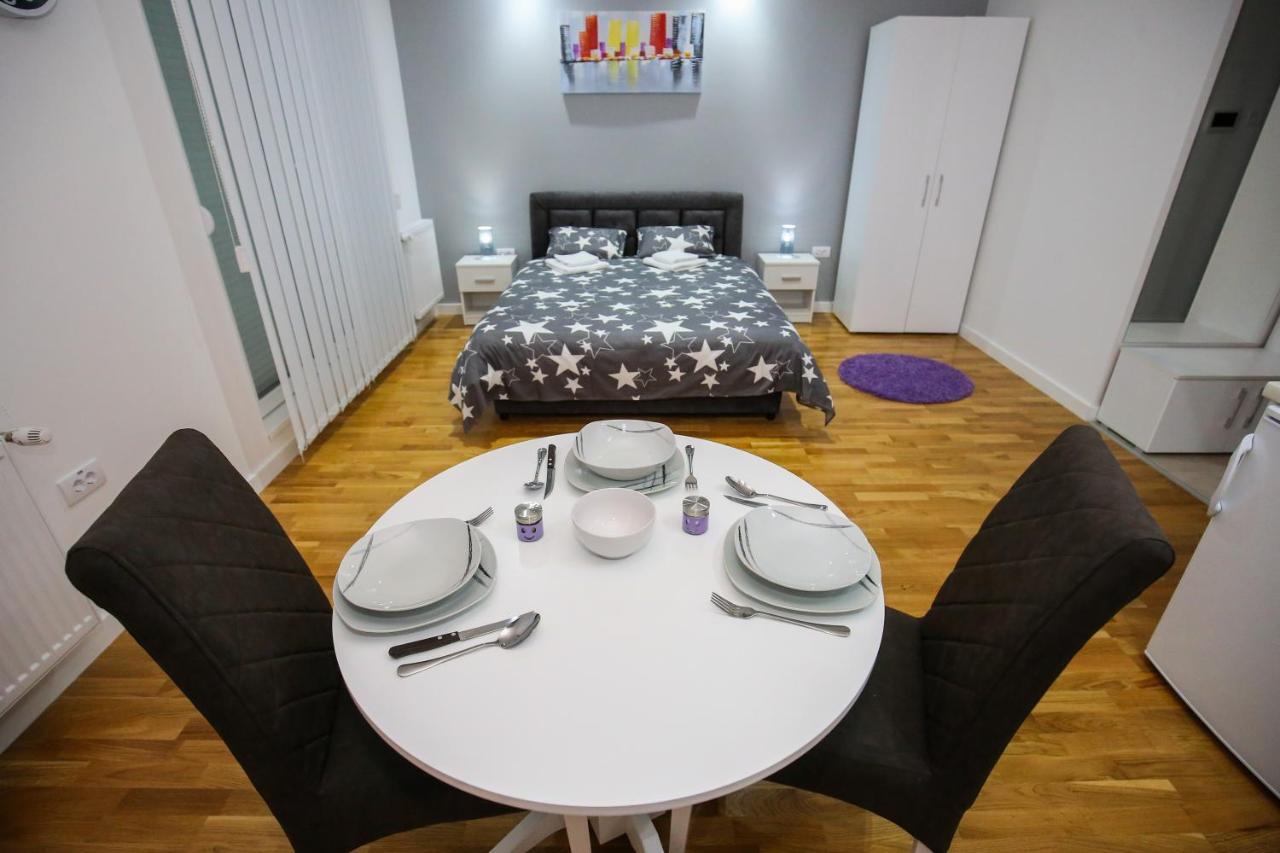 Manirosi 3 Apartman ซูโบติกา ภายนอก รูปภาพ